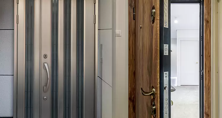 Burglar Proof Front Door Repair in Lutz, FL