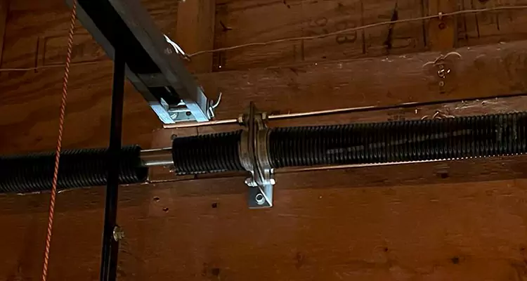 Garage Door Lift Cable Replacement in Lutz, FL