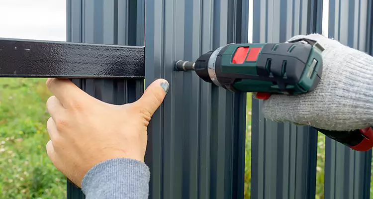 Metal Gate Repair in Lutz, FL