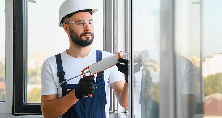 Retractable Screens Repair for Patio in Lutz, FL