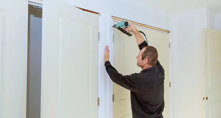 Top Rated Door Fixing ServiceFixing Garage Door Track in Lutz, FL