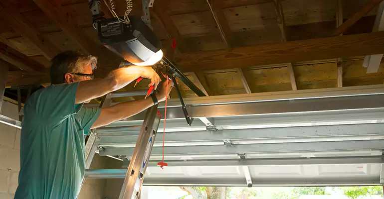 Chamberlain Garage Door Repair in Lutz, FL
