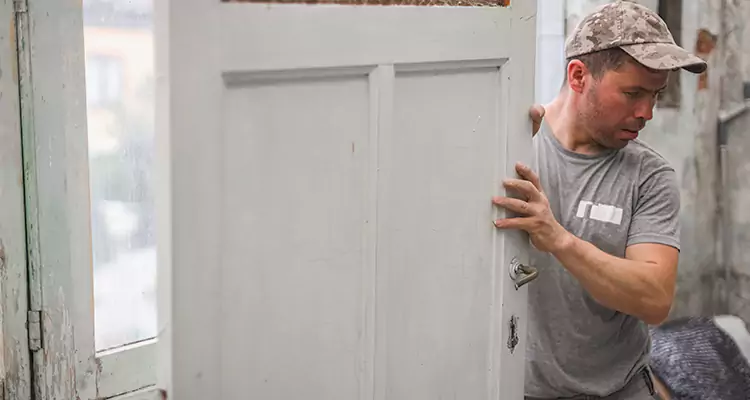 Home Front Door Replacement in Lutz, FL