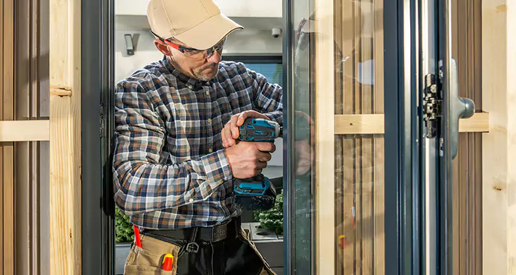 Top-Rated Patio Door Handle and Lock Repair Service for Homeowners in Lutz, FL