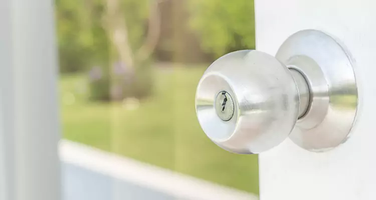 Patio Door Mechanism Jammed in Lutz, FL