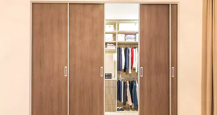Sliding Closet Wardrobe Repairs in Lutz, FL